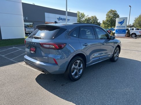 Used 2023 Ford Escape ST-Line w/ Tech Pack #1 image 7