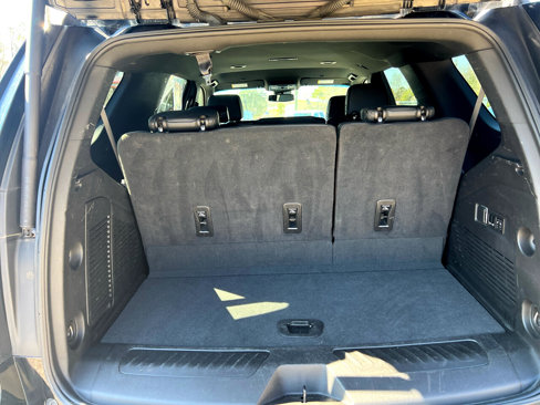 Used 2023 Chevrolet Tahoe LT w/ Luxury Package image 18