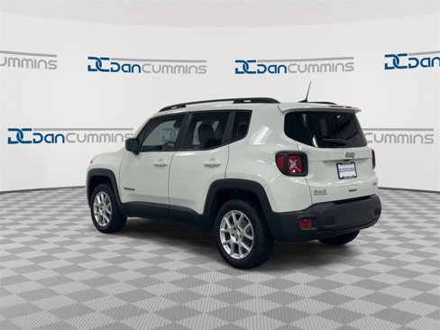 Used 2022 Jeep Renegade Latitude image 6
