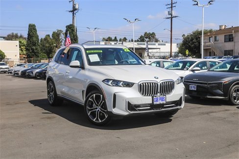 Used 2024 BMW X5 sDrive40i w/ Premium Package image 2