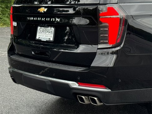 New 2026 Chevrolet Suburban High Country image 4