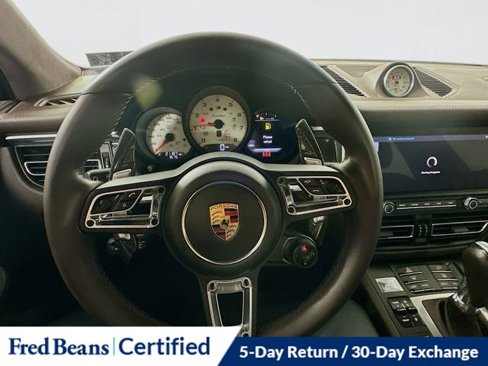 Used 2020 Porsche Macan Turbo image 12