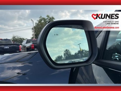New 2026 Chevrolet Equinox LT w/ Convenience Package II image 23