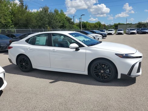 New 2026 Toyota Camry SE image 4