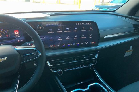 New 2026 Chevrolet Traverse LT w/ LPO, Floor Liner Package image 6