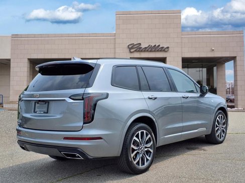 Used 2023 Cadillac XT6 Sport w/ LPO, Floor Liner Package image 5