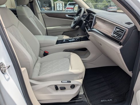 New 2025 Volkswagen Atlas SEL Premium R-Line image 39