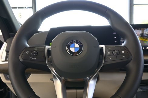 New 2025 BMW X1 xDrive28i w/ Premium Package image 19