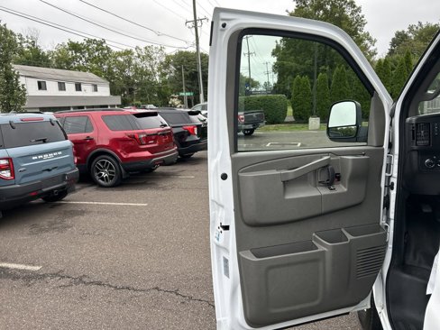 Used 2023 GMC Savana 2500 w/ Driver Convenience Package image 14