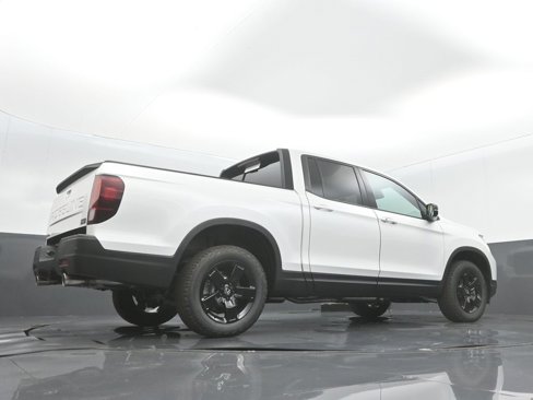 New 2025 Honda Ridgeline Black Edition image 23