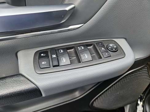 Used 2022 RAM 1500 Big Horn image 17