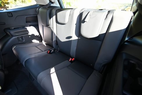 New 2025 Subaru Ascent Onyx Edition image 8