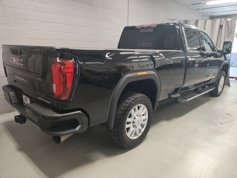 Used 2021 GMC Sierra 2500 Denali image 2