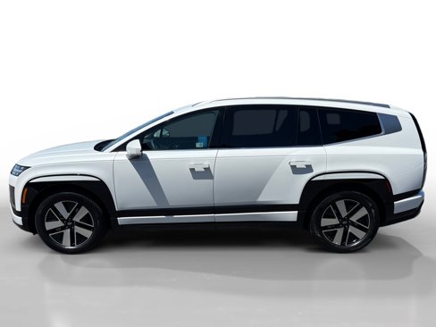 Certified 2026 Hyundai Ioniq 9 SEL image 2