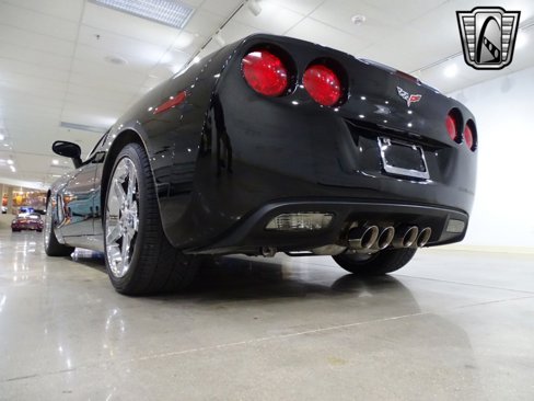 Used 2005 Chevrolet Corvette Convertible w/ Preferred Equipment Group image 4