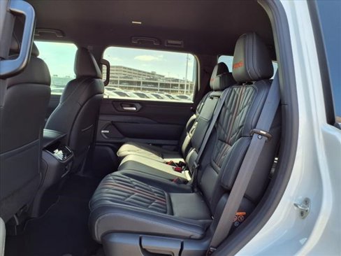 New 2025 Nissan Armada PRO-4X image 19