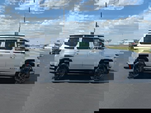 New 2025 Jeep Wagoneer Series II w/ Premium Group I image 4