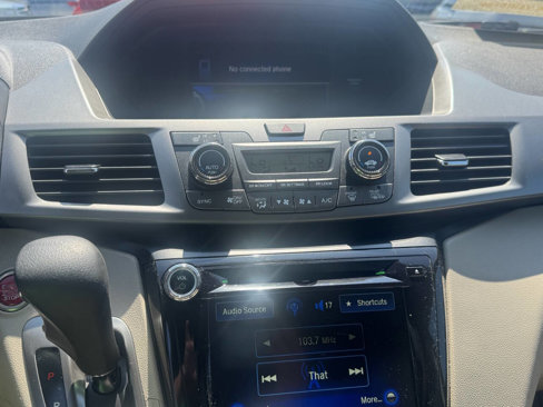 Used 2016 Honda Odyssey EX-L image 18