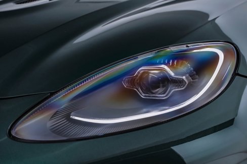 Used 2025 Aston Martin DBX 707 image 6