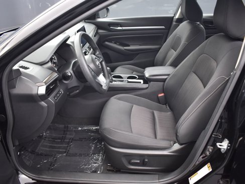 Used 2023 Nissan Altima 2.5 SV image 9