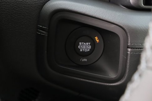 New 2025 Jeep Gladiator Sport image 33