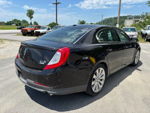 Used 2013 Lincoln MKS AWD image 7