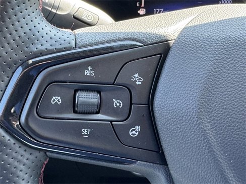 Certified 2024 Chevrolet Trax RS w/ Sunroof Package image 18