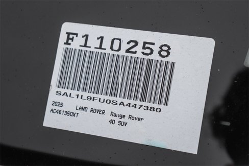 Used 2025 Land Rover Range Rover Sport Dynamic SE image 32