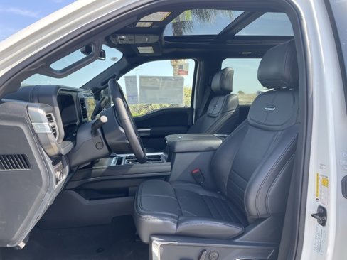New 2025 Ford F250 Platinum w/ FX4 Off-Road Package image 21