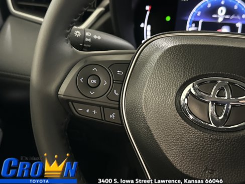 New 2026 Toyota Corolla Cross LE w/ Moonroof Package image 29