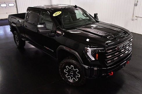 Used 2024 GMC Sierra 2500 AT4X image 13