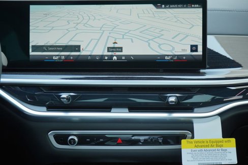 New 2026 BMW X7 M60i image 15
