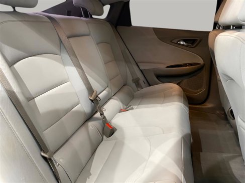Used 2020 Chevrolet Malibu LT image 14