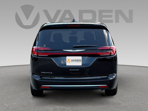 New 2026 Chrysler Pacifica Select image 24