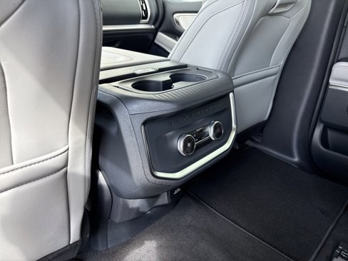 New 2025 Ford Expedition Max Active image 28