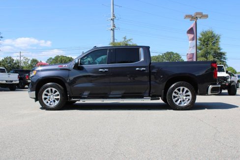 Used 2022 Chevrolet Silverado 1500 LTZ w/ Technology Package image 8