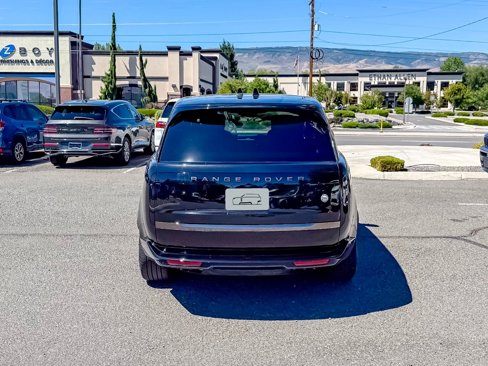 Used 2025 Land Rover Range Rover SV image 39
