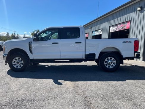 Used 2023 Ford F250 XLT w/ Snow Plow Prep Package image 5