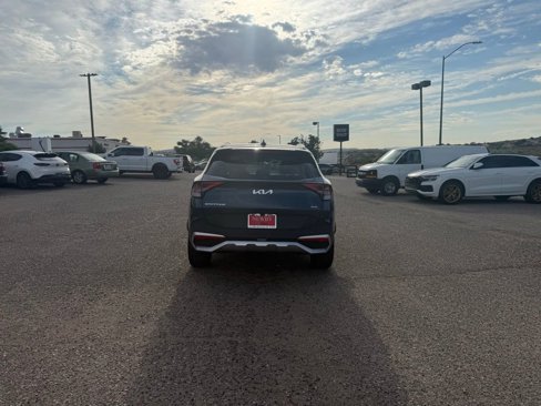 Used 2024 Kia Sportage EX image 6