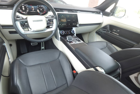 Used 2023 Land Rover Range Rover SE image 7