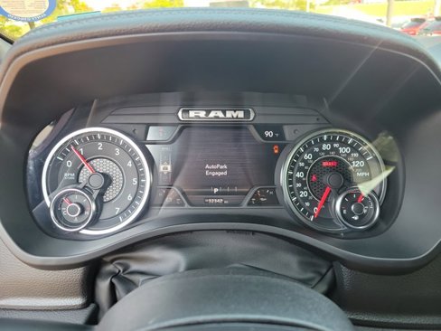 Used 2025 RAM 1500 Laramie image 22
