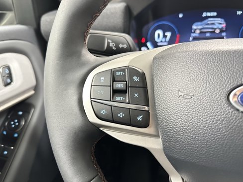 New 2025 Ford Explorer Active w/ Active Comfort Package image 26