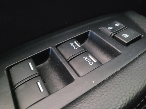 Used 2020 Honda Ridgeline Sport image 27