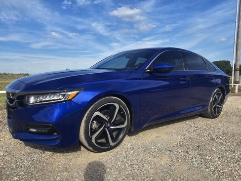 Used 2018 Honda Accord Sport image 1