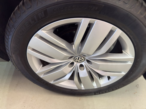 Used 2019 Volkswagen Atlas SEL image 36