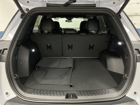 New 2026 Chevrolet Equinox ACTIV w/ Convenience Package III image 15