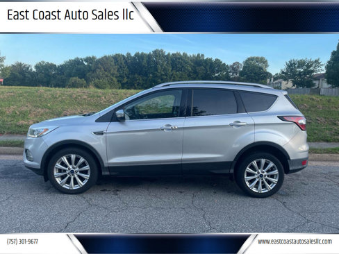 Used 2017 Ford Escape Titanium image 1