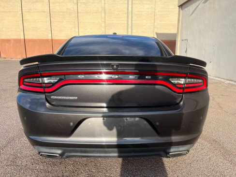 Used 2020 Dodge Charger SXT image 3