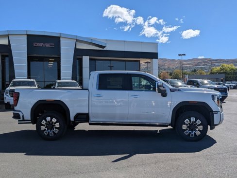 New 2026 GMC Sierra 3500 Denali w/ Denali Reserve Package image 7