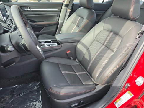 New 2025 Nissan Altima 2.5 SR image 25